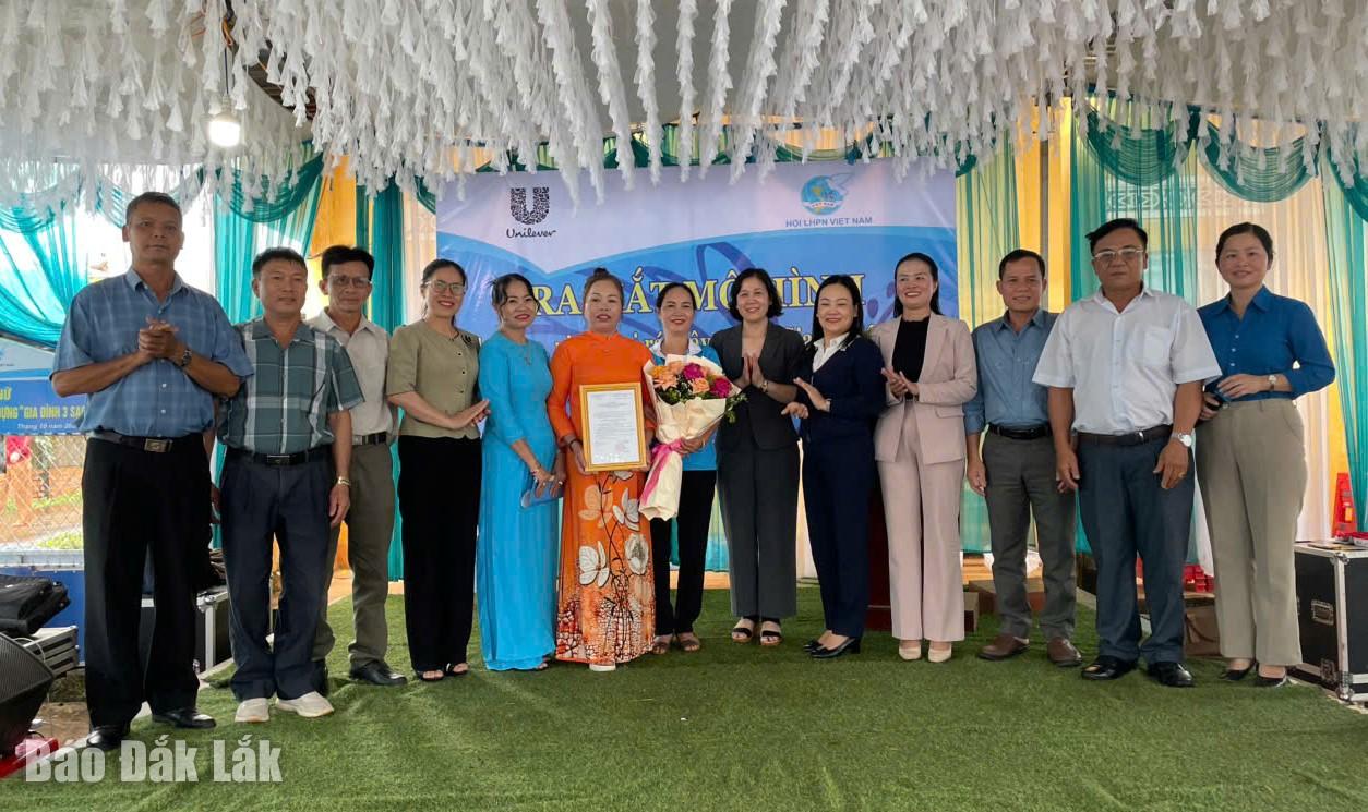 Nâng cao nhận thức sức khỏe, dinh dưỡng và bảo vệ môi trường cho phụ nữ Cư M’gar