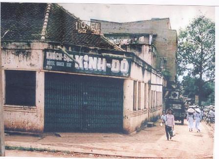 Một góc phố ngã tư đường Quang Trung và Hai Bà Trưng năm 1969. Ảnh: T.L