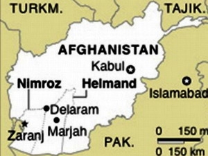 Ít nhất 25 người thiệt mạng và 20 người bị thương khi một quả bom cài bên đường phát nổ đúng lúc chiếc xe buýt chở họ chạy qua, trên tuyến đường quốc lộ thuộc bang Nimroz, miền Tây Nam Afghanistan, giáp biên giới với Iran. Hiện chưa có tổ chức hay cá nhân nào nhận trách nhiệm về vụ tấn công này. Vụ đánh bom có thể nhằm vào đoàn hộ tống lực lượng NATO được cho là sẽ đi qua tuyến đường này.