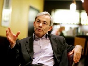 Giáo sư Christopher A. Pissarides