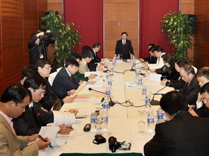 Đoàn đại biểu tỉnh Bắc Giang thảo luận tại đoàn. Ảnh: TTXVN