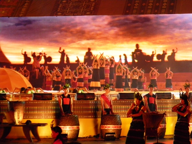 Những vũ điệu của các nghi lễ...