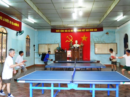 Hằng ngày CLB bóng bàn - cờ tướng và văn hóa - thể thao của phường thu hút hàng trăm lượt người đến tập luyện, giao lưu.