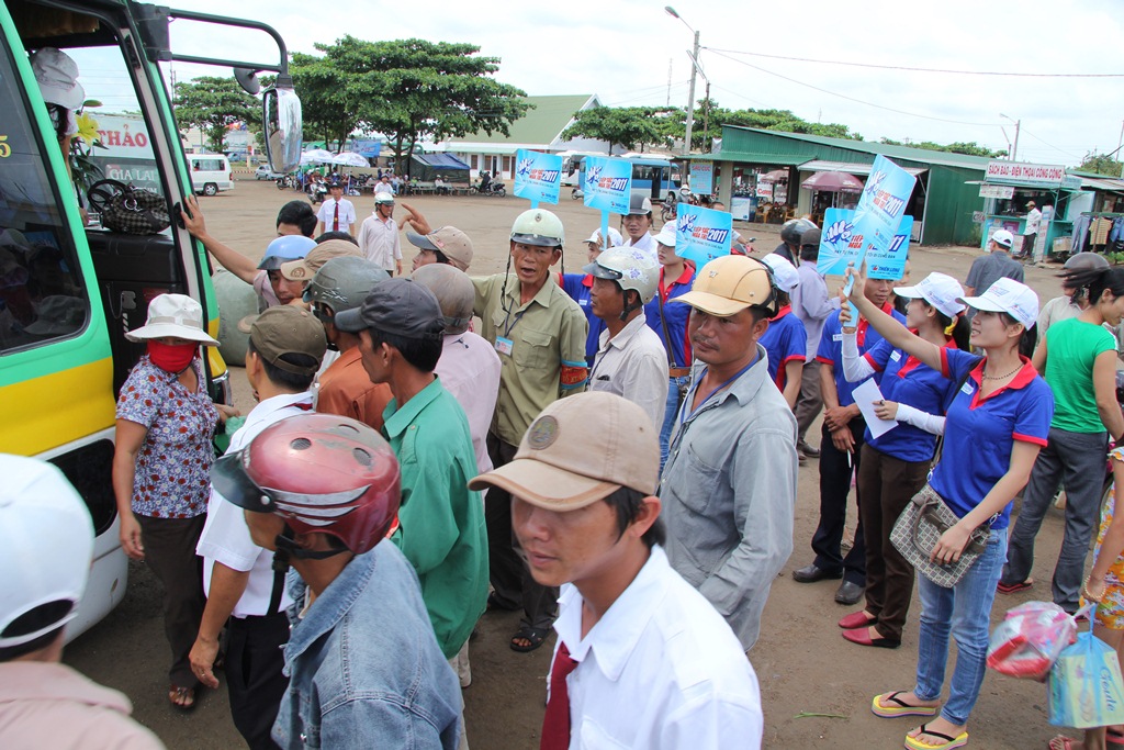 Và tại các bến xe,
