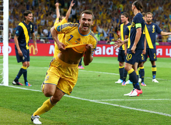 Shevchenko và các đồng đội sẽ nỗ lực để khỏi phải sớm nói lời chia tay giải đấu lớn cuối cùng trong đời cẩu thủ