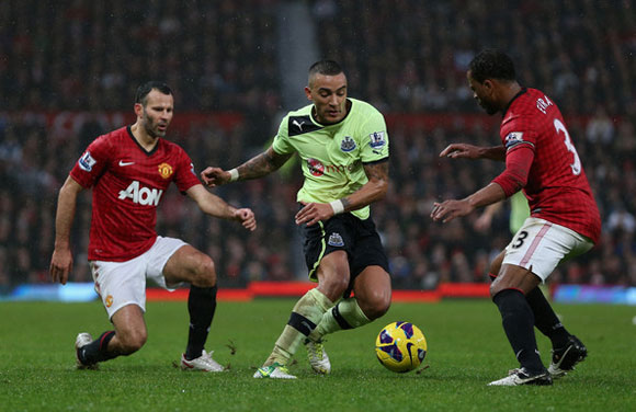 Trận đấu hấp dẫn nhất trong dịp Boxing Day năm nay là cuộc đọ sức giữa MU (áo đỏ) và Newcastle