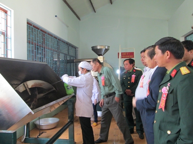 Tham quan nhà máy chế biến cà phê