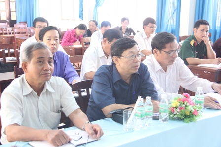 Các đại biểu tham dự họp báo 