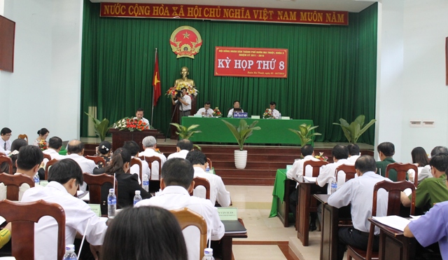 Quang cảnh kỳ họp