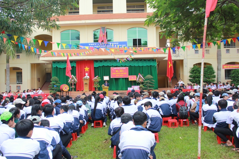 Quang cảnh lễ khai giảng