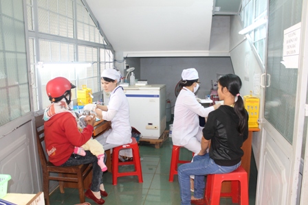 ... phòng xét nghiệm.