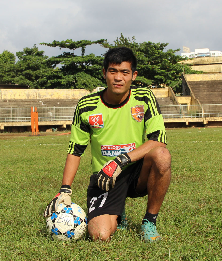 Thủ thành Ngô Minh Nhật.