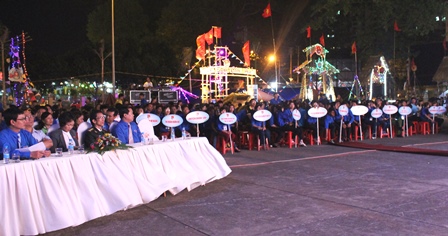 Các đại biểu tham dự Lễ Khai mạc