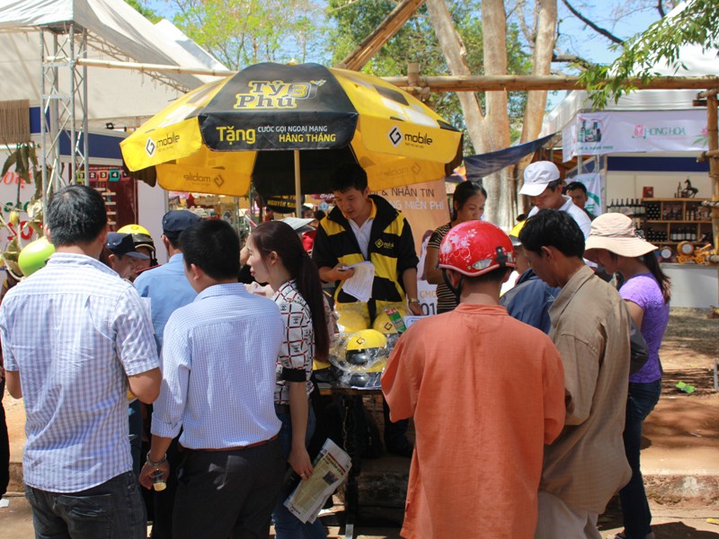 Các nhà mạng di động tranh thủ lễ hội để triển khai các dịch vụ, chương trình khuyến mãi