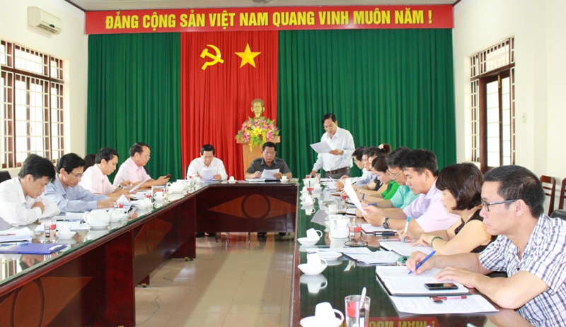 Quang cảnh cuộc họp.