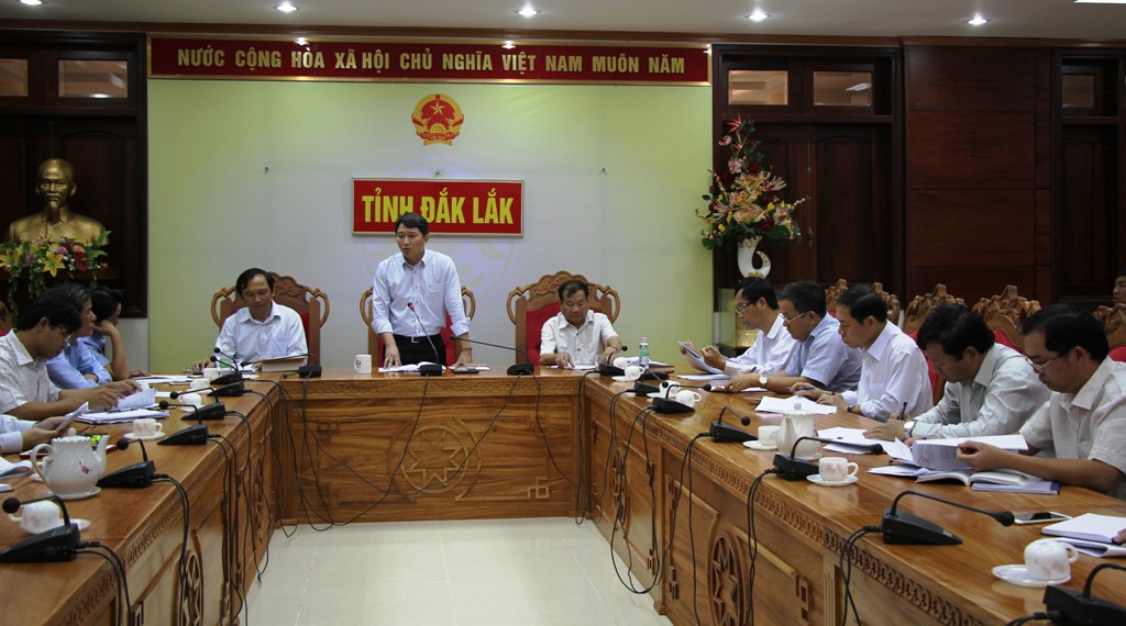 Quang cảnh buổi làm việc