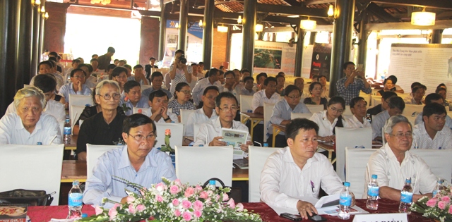 Quang cảnh diễn đàn