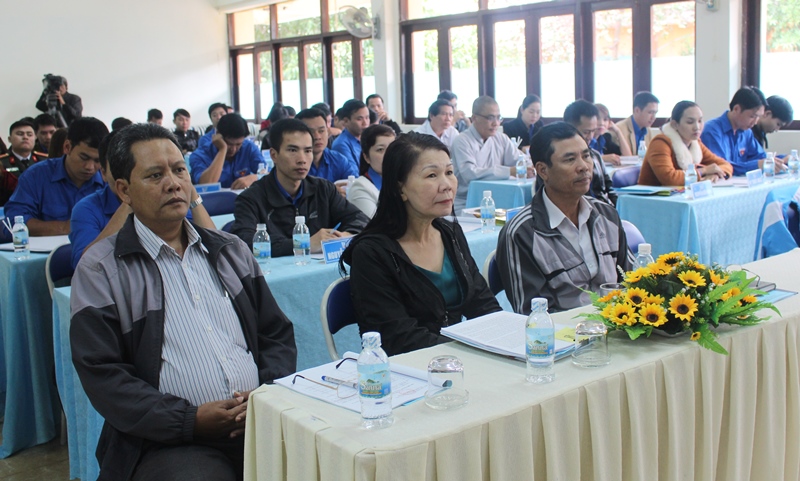 Các đại biểu tham dự hội nghị