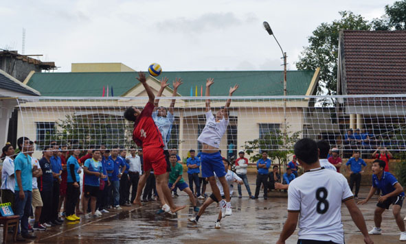Phong trào thể thao xã Dliê Ya phát triển mạnh. 