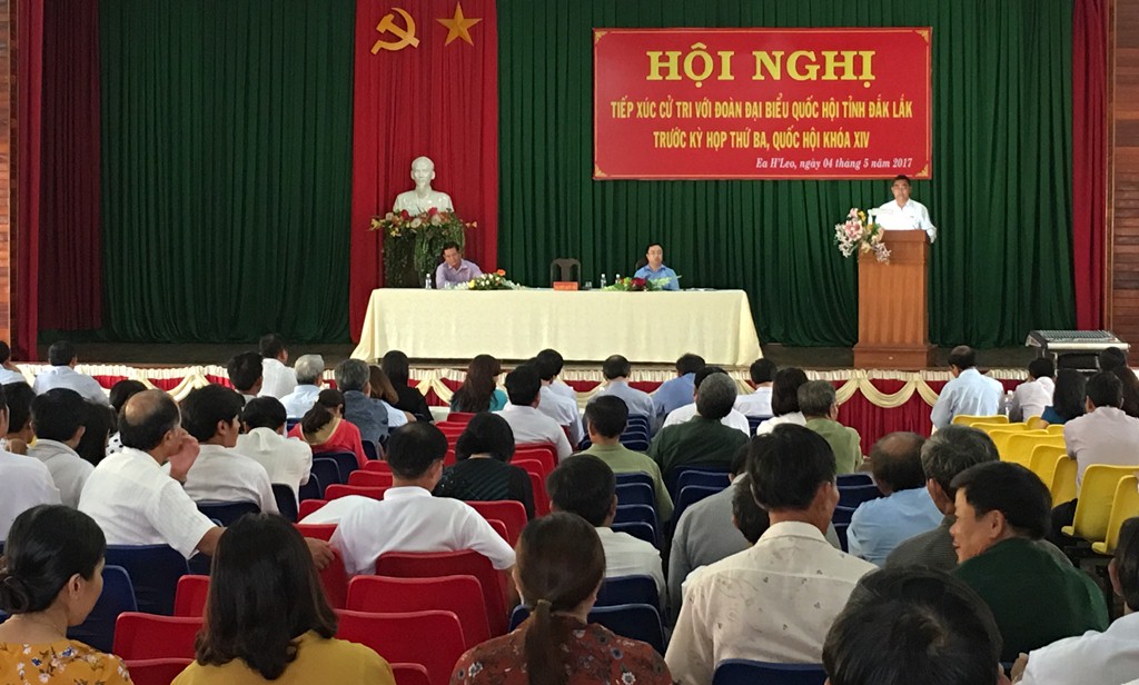 Quang cảnh buổi tiếp xúc tại huyện Ea H'leo