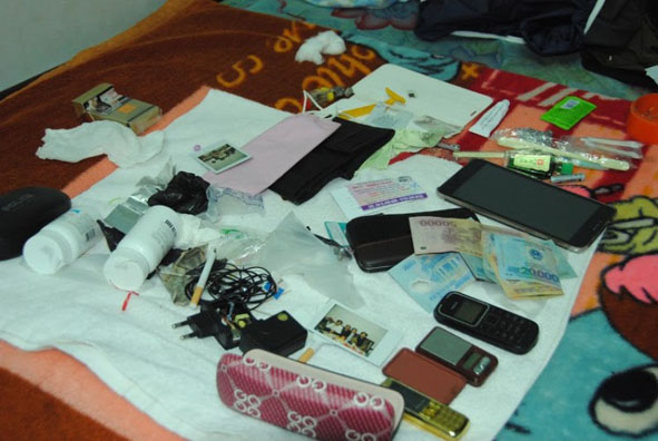 Tang vật trong một vụ án ma túy bị lực lượng CSĐT tội phạm về ma túy Công an TP. Buôn Ma Thuột bắt giữ.