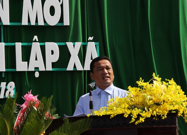 Phó Chủ tịch UBND tỉnh Y Giang Gry Niê Knơng phát biểu tại buổi lễ