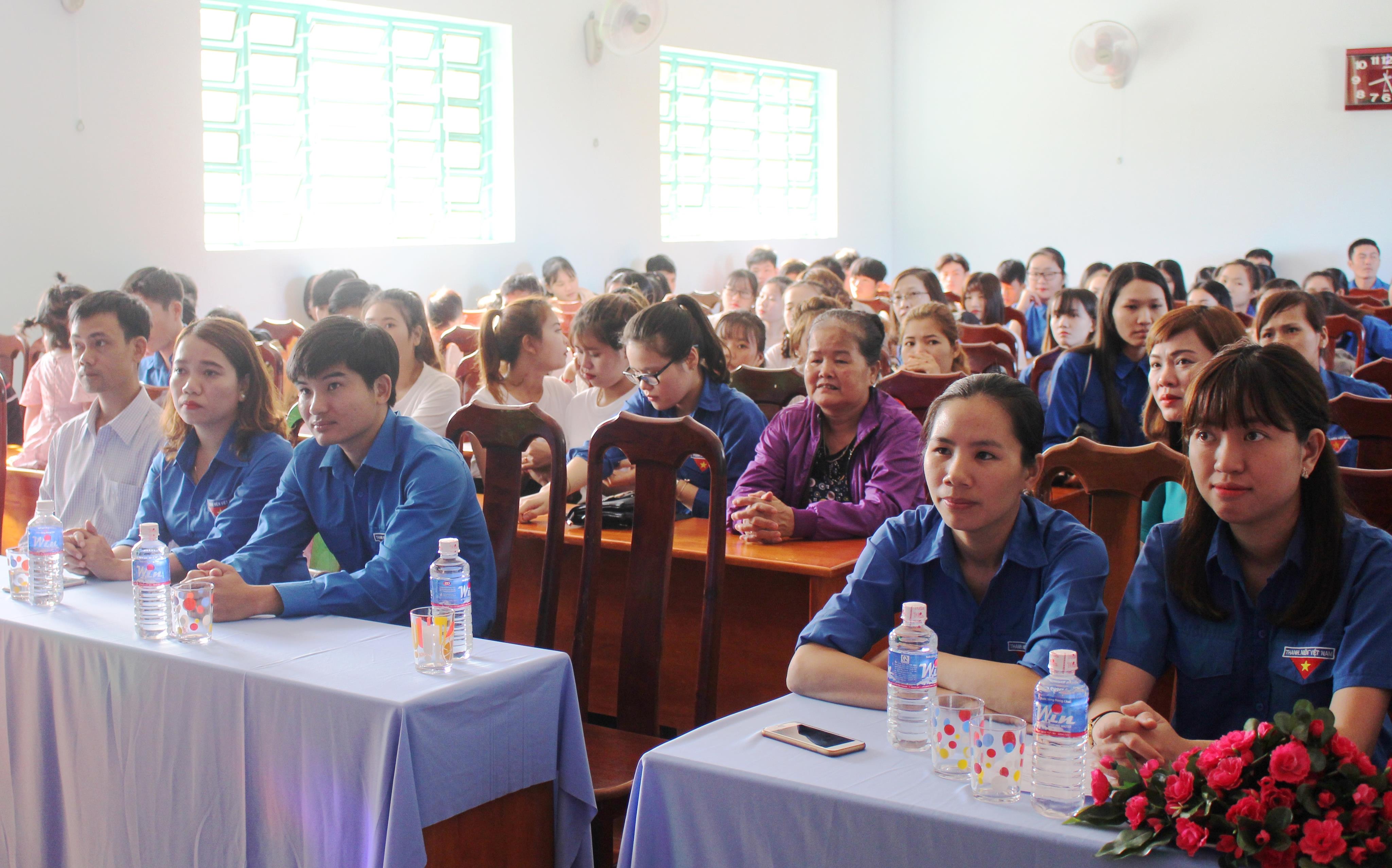 Đông đảo đoàn viên thanh niên tham gia Ngày Đoàn viên 2018