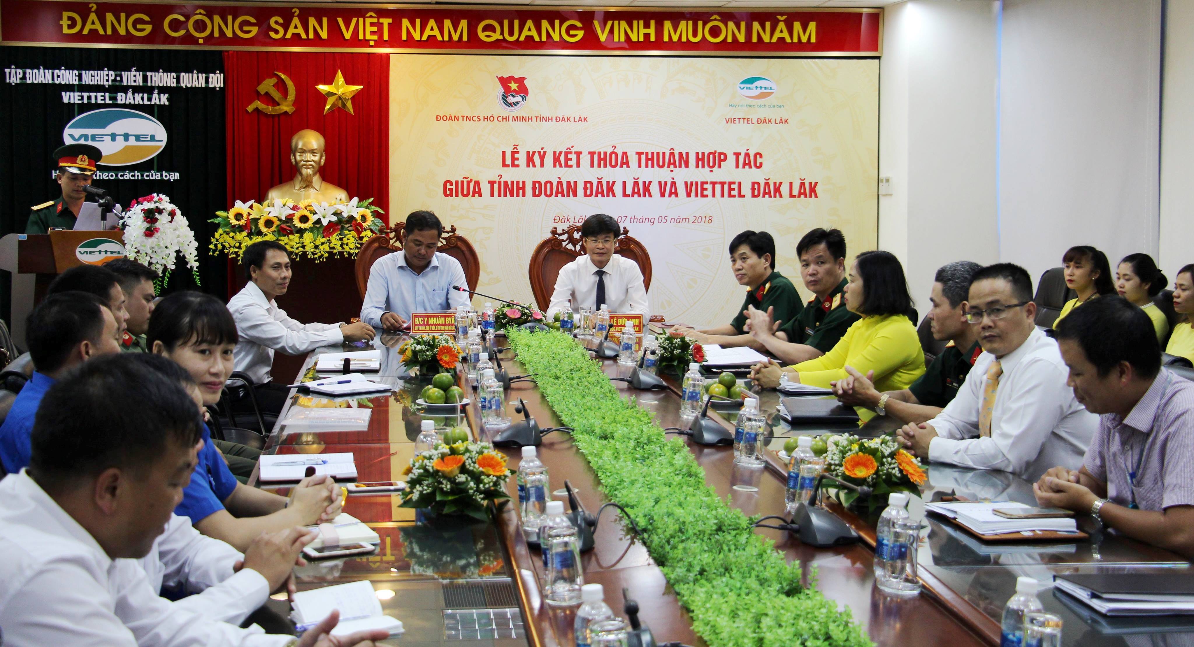 Toàn cảnh Lễ ký kết