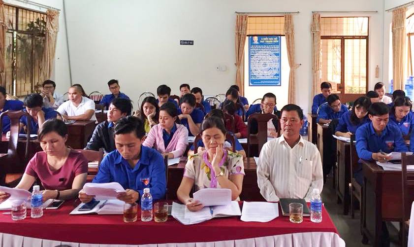 Các đại biểu tham dự hội nghị