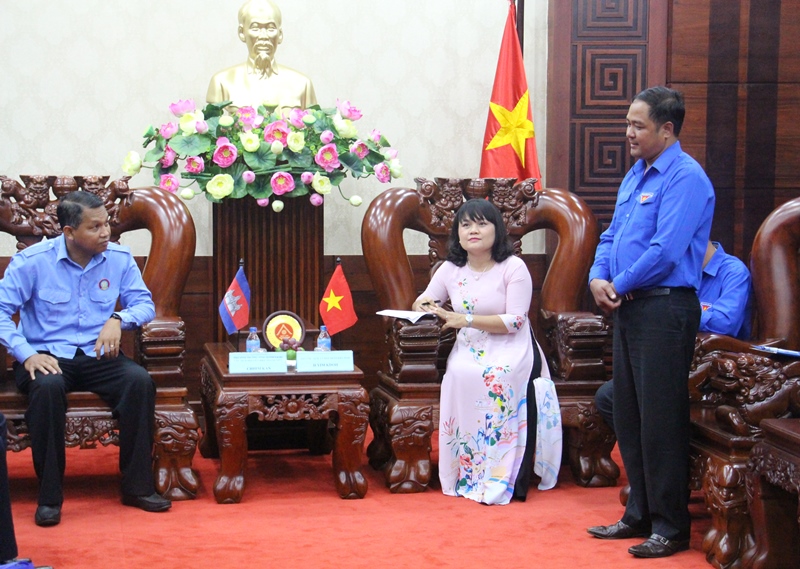 Bí thư Tỉnh Đoàn Y Nhuân Byă thông tin về