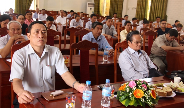 Các đại biểu tham dự buổi gặp mặt