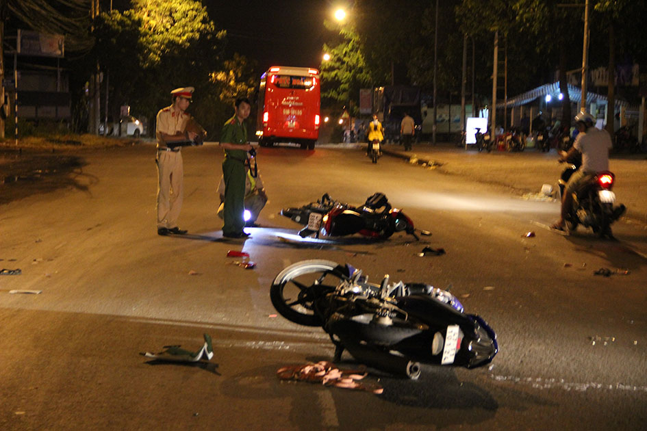 Hiện trường một vụ TNGT xảy ra trên địa bàn TP. Buôn Ma Thuột.