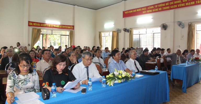 Các đại biểu tham dự buổi gặp mặt.