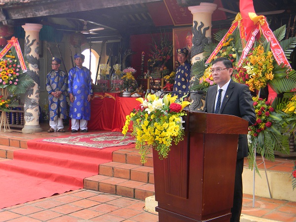 Phó Chủ tịch...