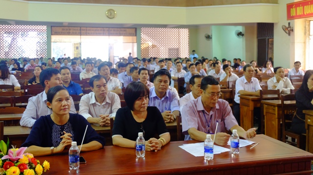 Các đại biểu và thí sinh tham dự Lễ khai mạc kỳ thi