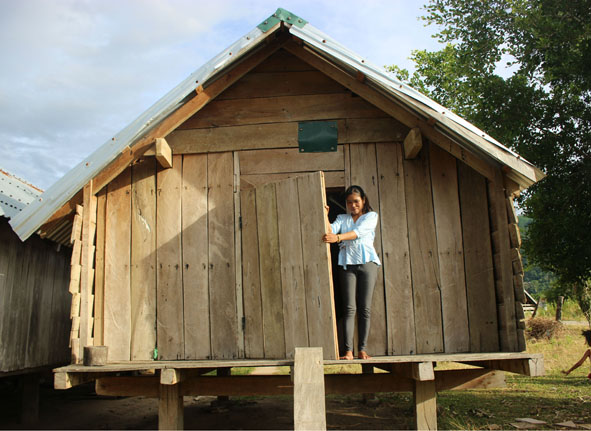 Kho thóc của gia đình chị H’ Plya Ksơr (buôn Zô, xã Cư Prao).