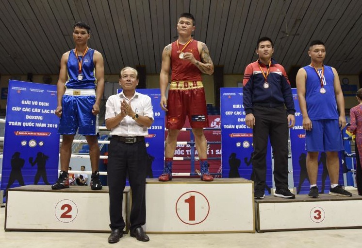 VĐV Trương Đình Hoàng (Đắk Lắk) đoạt Huy chương Vàng hạng cân trên 81 Kg