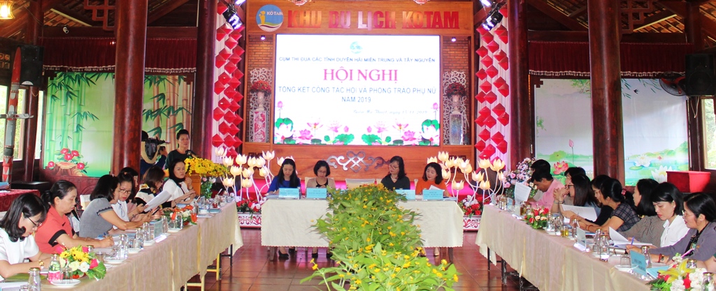 Các đại biểu tham dự hội nghị