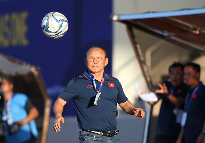 HLV Park Hang-seo đã có nhiều điều kiện để thử nghiệm đội hình, lối chơi trong trận đấu này. Ảnh: Internet