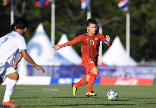 Những trụ cột như Quang hải nhiều khả năng sẽ được HLV Park Hang-seo đưa vào sân ngày từ đầu. Ảnh: Internet