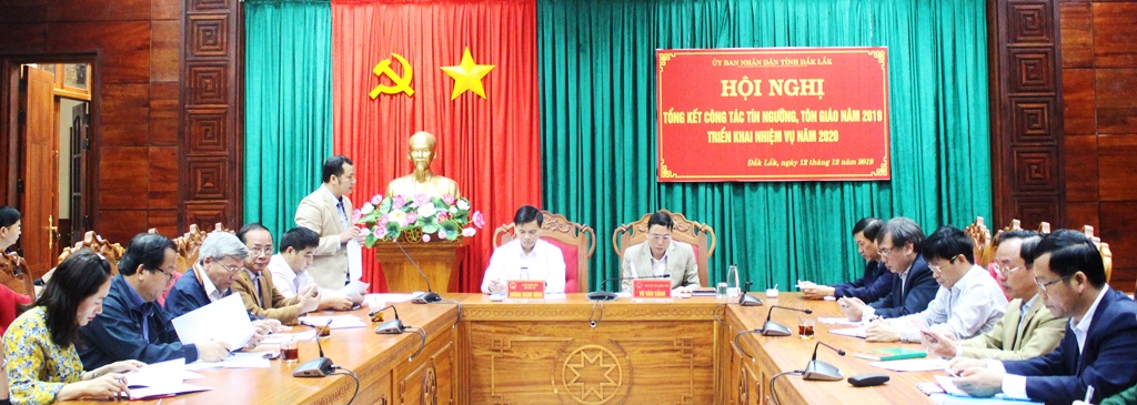 Các đại biểu tham dự hội nghị