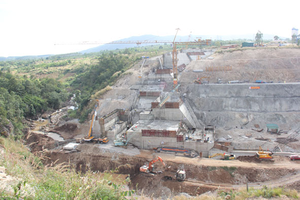 Thi công Dự án Hồ chứa nước Ea H’leo 1.