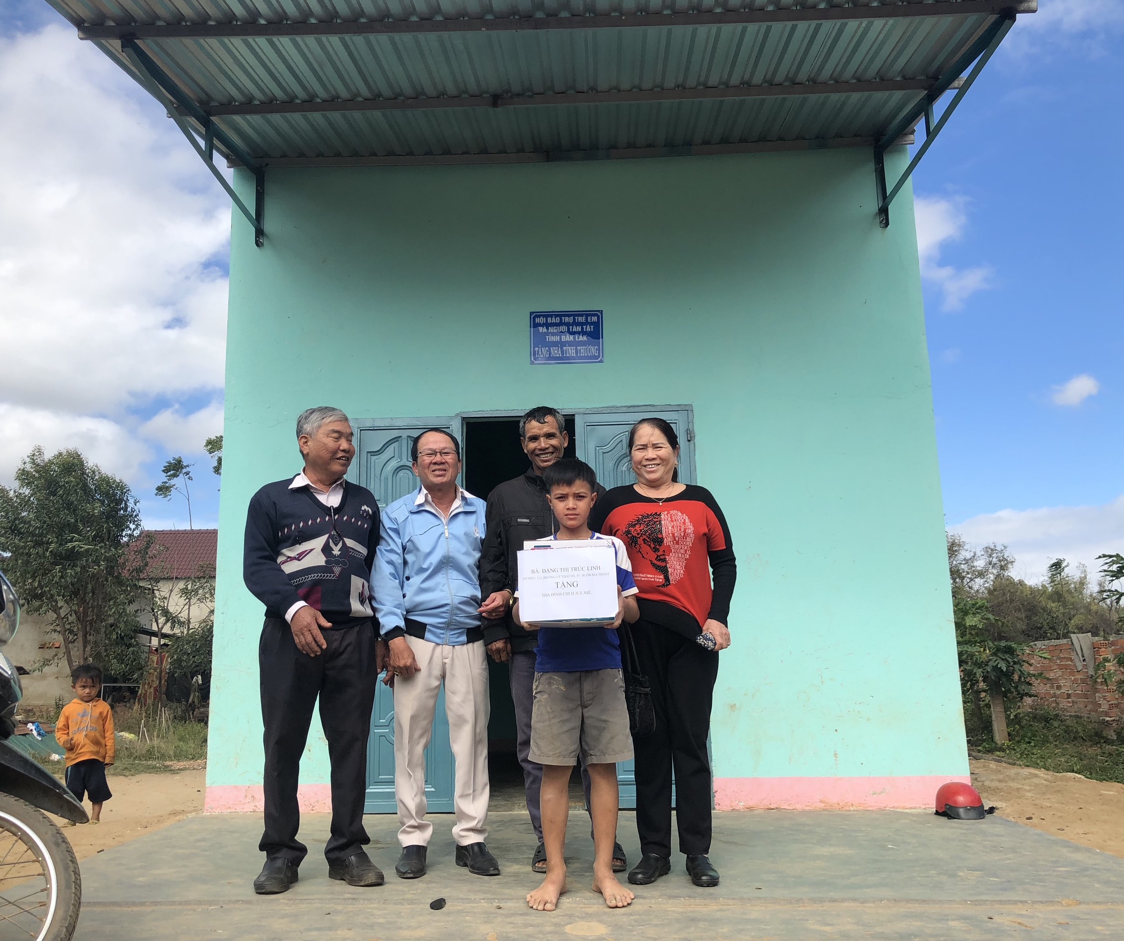 Căn nhà mới của gia đình ông Wiêr (buôn Ea Mao, xã Ea Yiêng). 