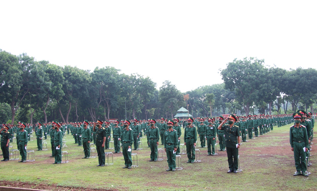 Cử tri Tiểu đoàn 303 tham dự khai mạc bầu cử